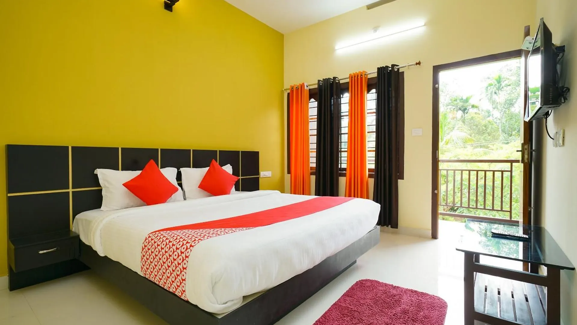 Hotel O Eden Residency Муннар